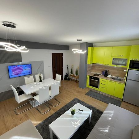 Апартамент Св. Антоний Велики Apartment St. Anthony The Great Sandanski Ngoại thất bức ảnh