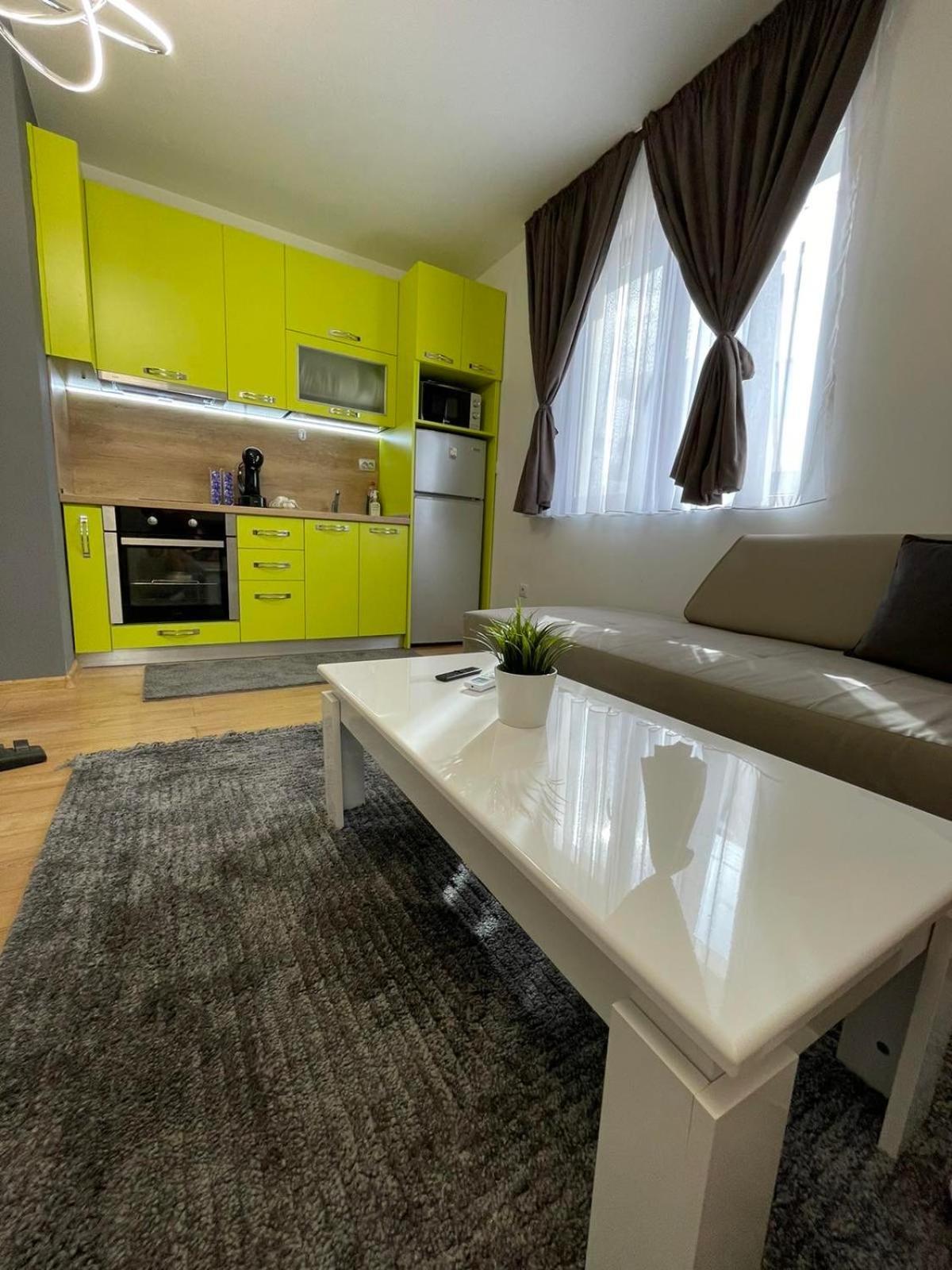 Апартамент Св. Антоний Велики Apartment St. Anthony The Great Sandanski Ngoại thất bức ảnh